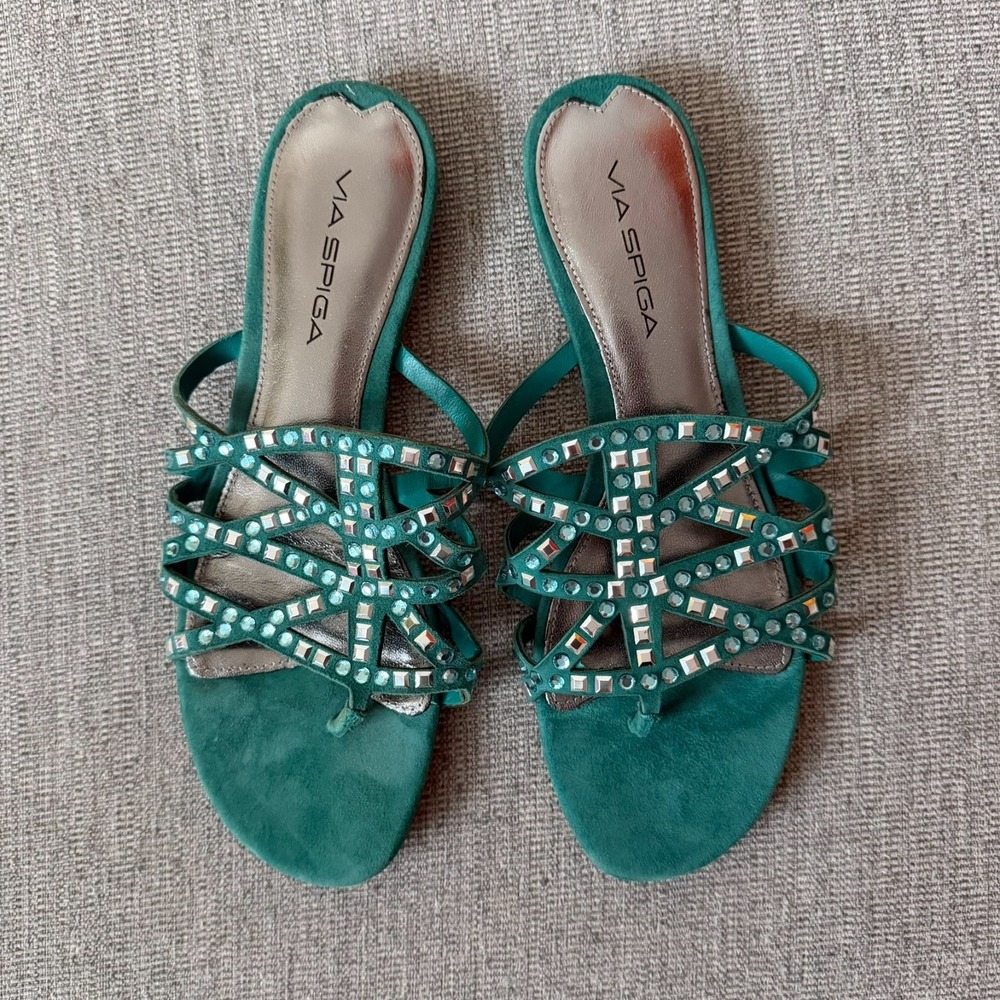 VIA SPIGA DUSTIN Flat Sandals 7.5 Suede Jeweled Designer Fashion in Italy